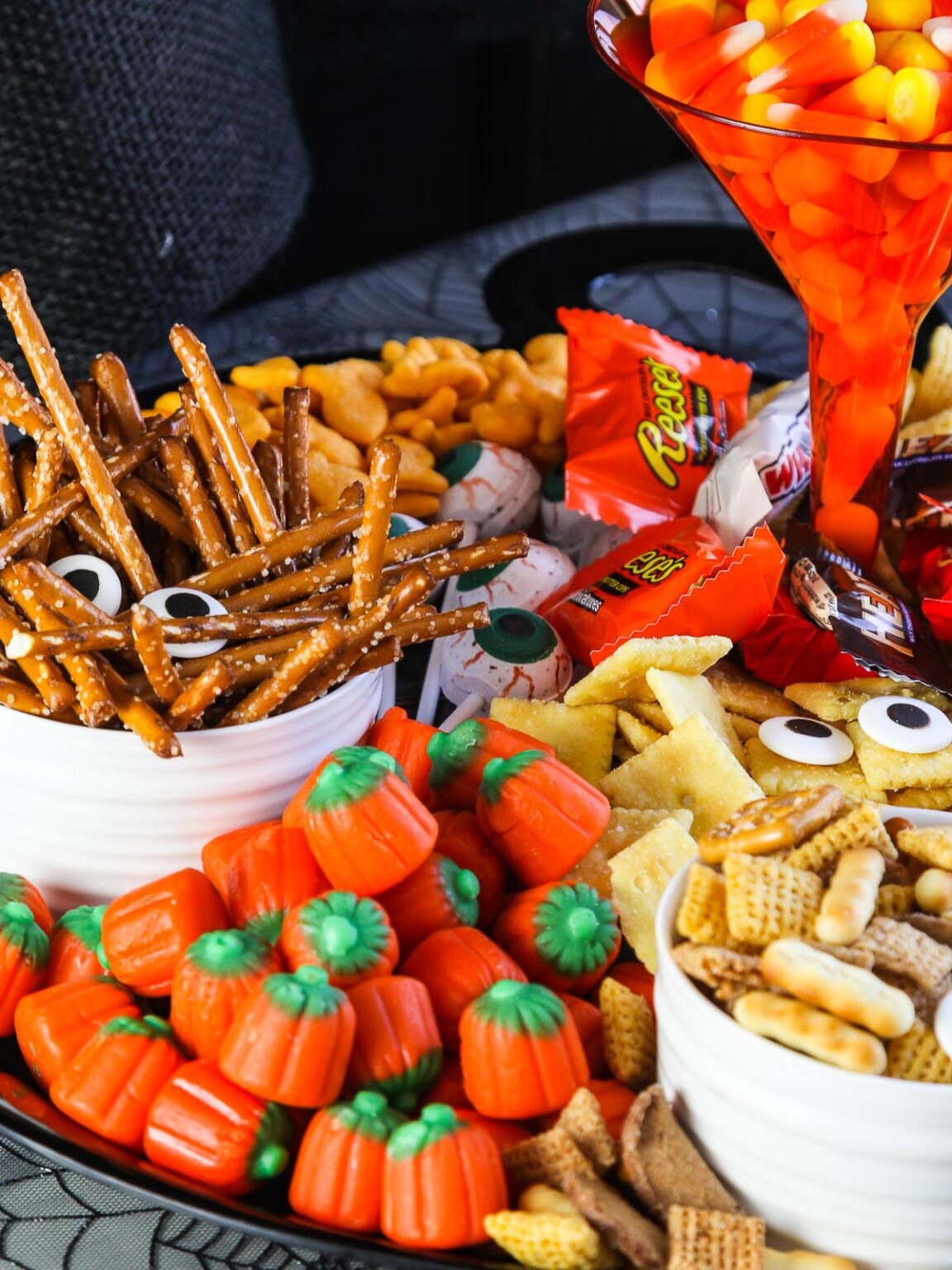 Easy Halloween Snacks - Delicious Table