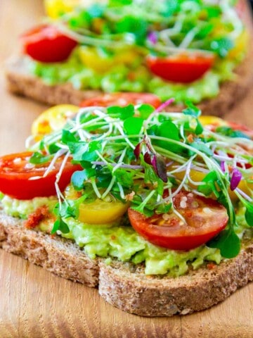 Avocado Toast (A Healthy Breakfast or Snack!) | Delicious Table