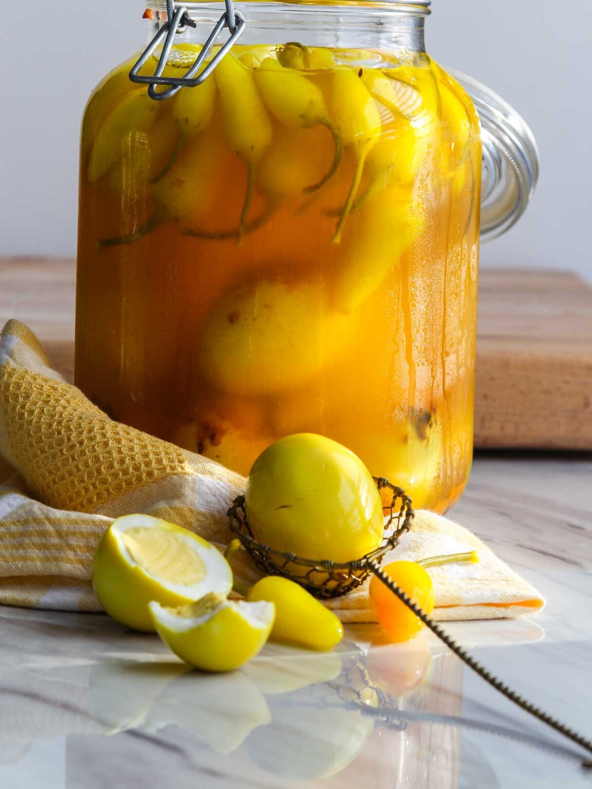 Tavern Bar Style Pickled Eggs Recipe Delicious Table   Large Jar Of Pickled Eggs 1152x1536 