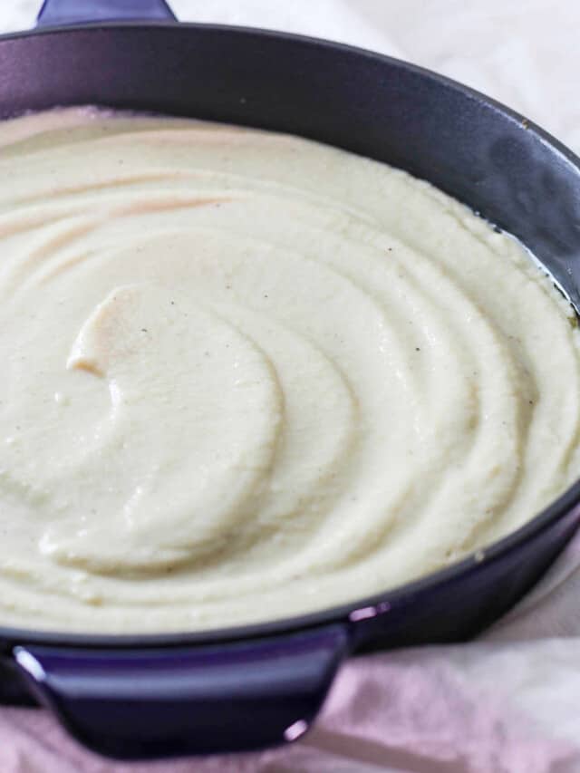 Healthy Alfredo Sauce Recipe Delicious Table   Healthy Alfredo Sauce In Pan 640x853 