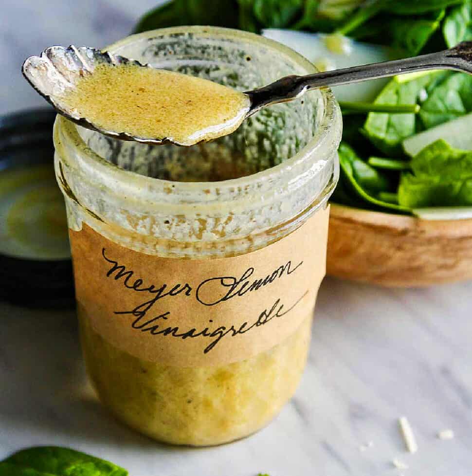 Mason Jar Salads with Citrus Vinaigrette - Dinners Swerved