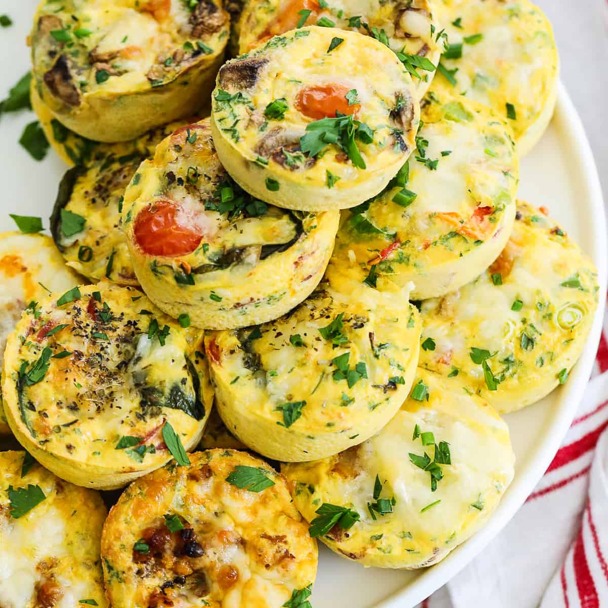 https://www.delicioustable.com/wp-content/uploads/2022/08/Egg-Muffins-Recipe-featured-.jpg