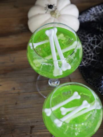 Witches Brew Midori Sour Recipe - Delicious Table