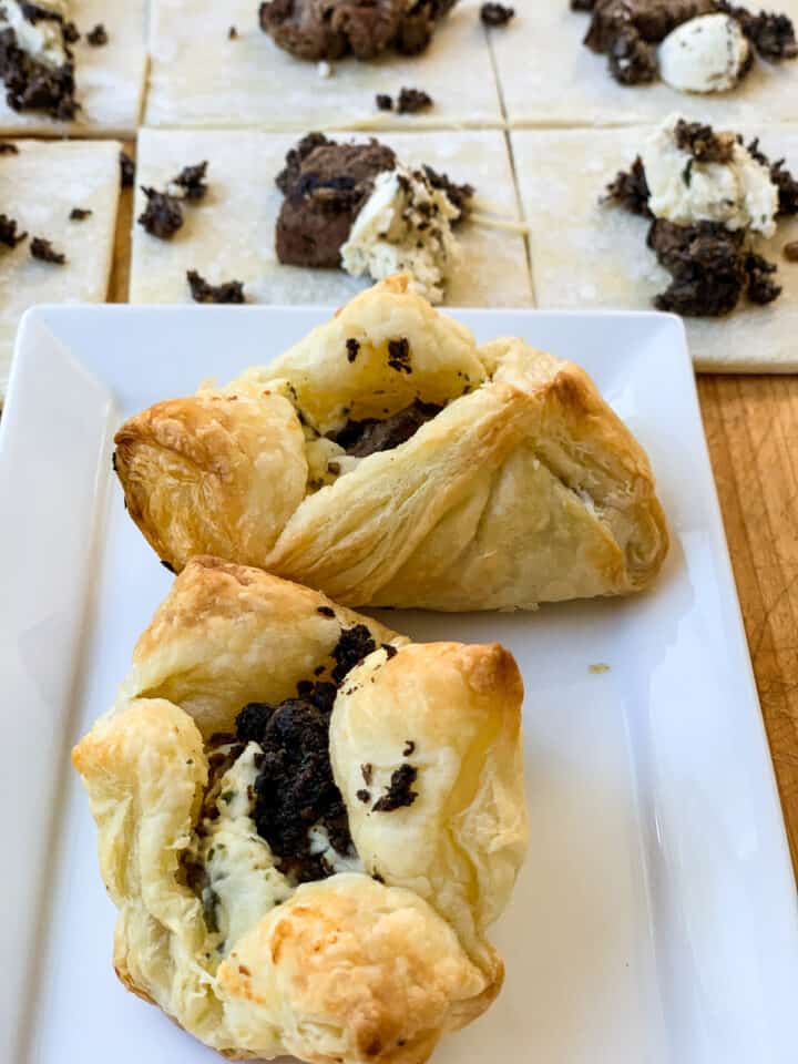 Beef Wellington Appetizers Recipe Delicious Table   Baked Beef Wellington Appetizers 720x960 