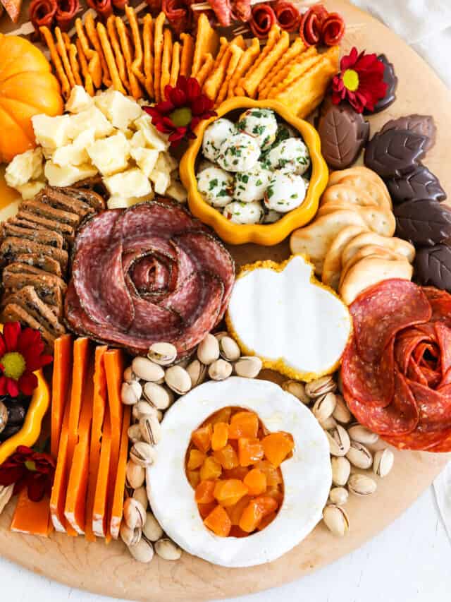 Thanksgiving Charcuterie Board - Delicious Table