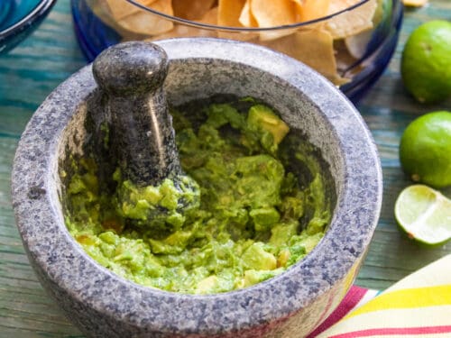 How To Make Authentic Guacamole Recipe - Delicious Table