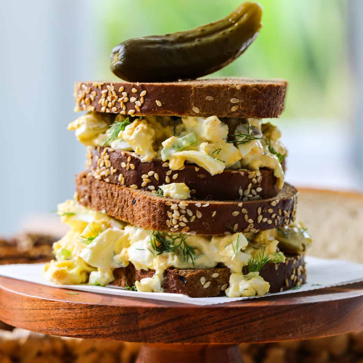 https://www.delicioustable.com/wp-content/uploads/2023/05/Egg-Salad-Recipe-featured.jpg